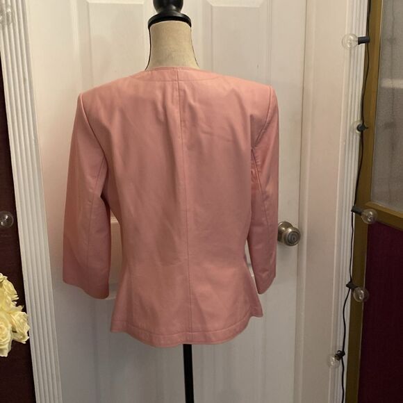 Dana Buchman 100% leather jacket, size 12 - Picture 6 of 10